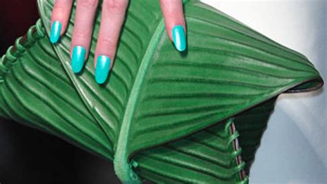 banana leaf bag hermes|Banana leaf Hermès bag resurfaces as a meme in .